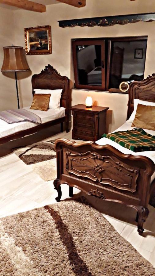 La Curtea Veche Apartment Lapus Luaran gambar